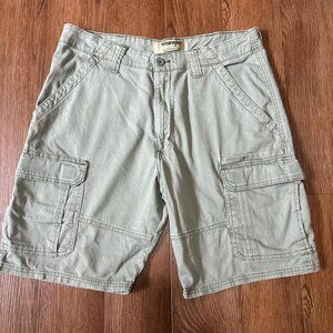 Wrangler Cargo shorts, size 34